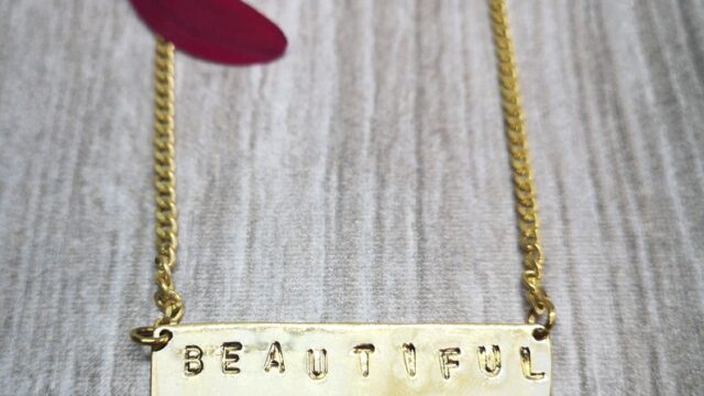 BEAUTIFUL-NECK